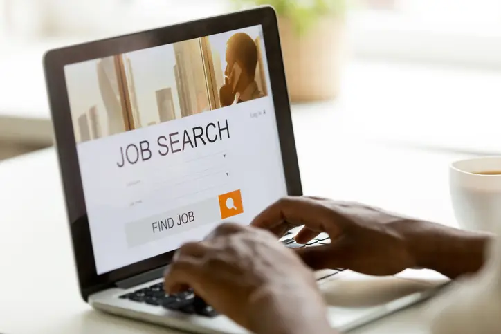 Proyección laboral y demanda en el mercado internacional