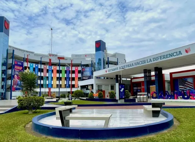 UCV entre las universidades más accesibles en Perú Campus de la UCV