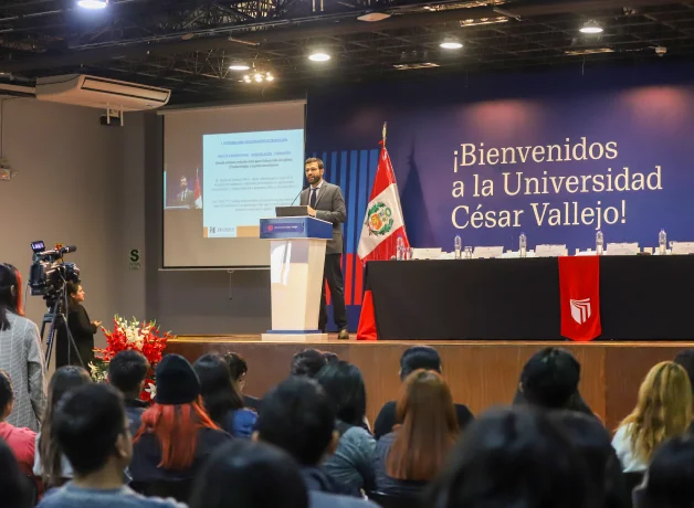 Dr. Fernando Prieto Ramos Dr. Fernando Prieto Ramos