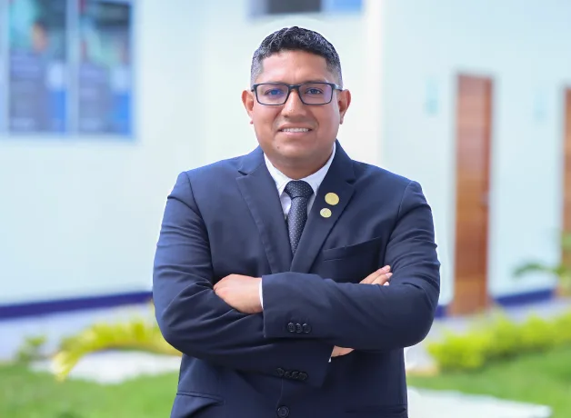 ucv-paradigma-transformador-experto 
