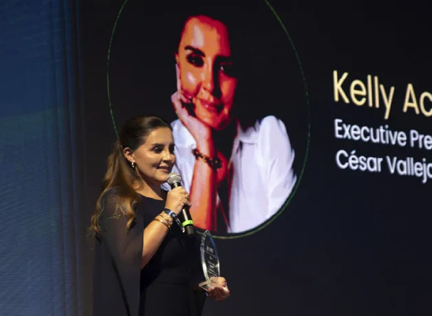 Mgtr-Kelly-Acuña-gana-los-Women-in-Tech Mgtr-Kelly-Acuña-gana-los-Women-in-Tech