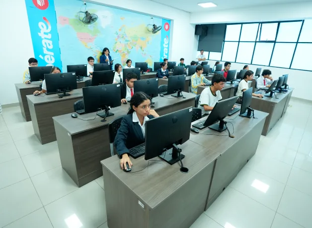 escolares-compiten-por-pase-a-mundial-en-california