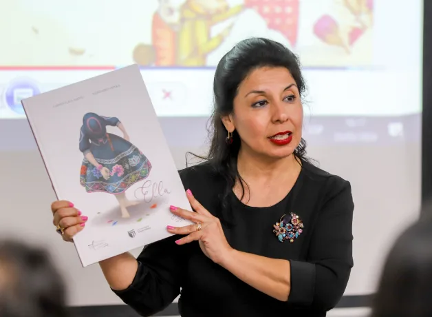 mujeres-que-leen-y-ella mujeres-que-leen-y-ella