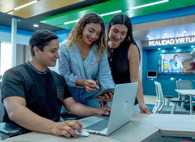 como-viene-cambiando-la-ia-la-experiencia-de-los-estudiantes